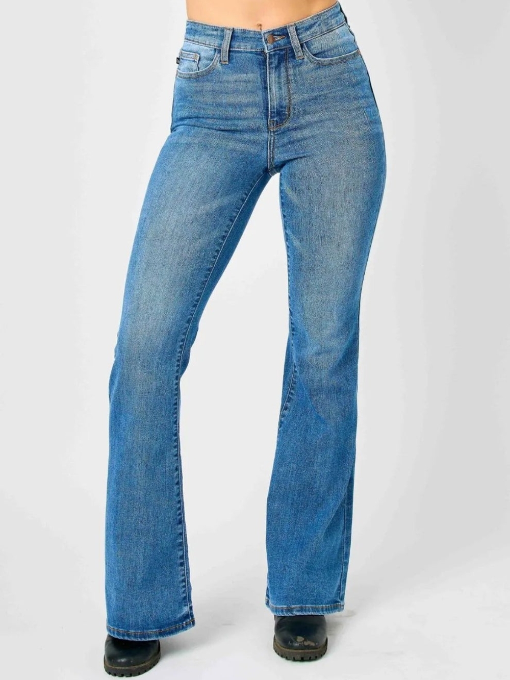 Judy Blue High-Waisted Classic Flare Blue Jeans Women's Size 28 - Picture 2 of 11
